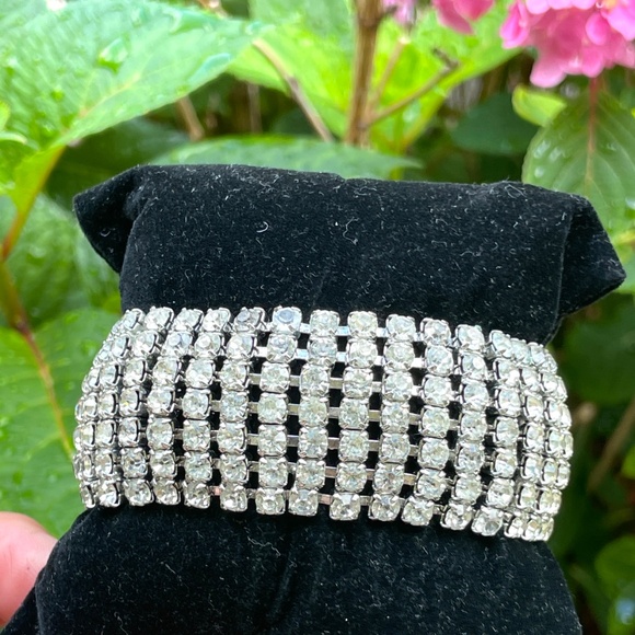 Weiss Signed Vintage Wide 7 Row Rhinestone Bracelet 7 3/4" - Picture 1 of 14